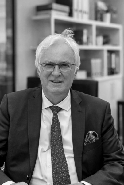 Eiffel Hotel Transactions - Notre Cabinet